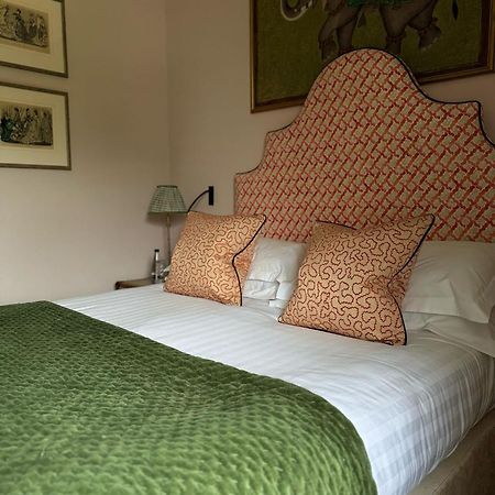 The King'S Head Hotel โฮลท์ ภายนอก รูปภาพ