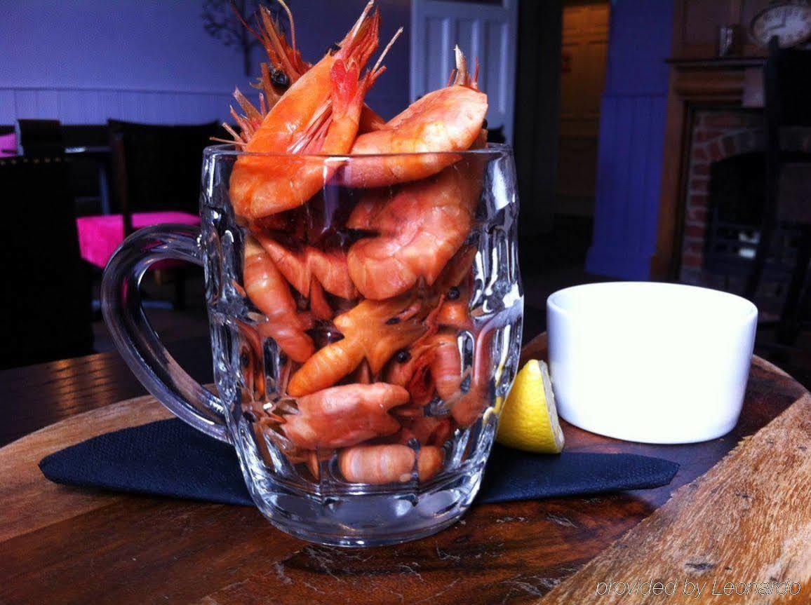 The King'S Head Hotel โฮลท์ ภายนอก รูปภาพ